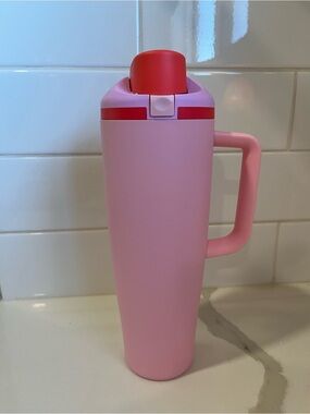 Owala freesip 40oz tumbler angel food cake